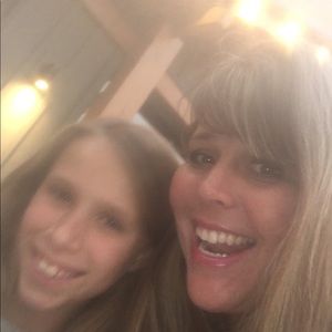 Meet your Posher, Kendra